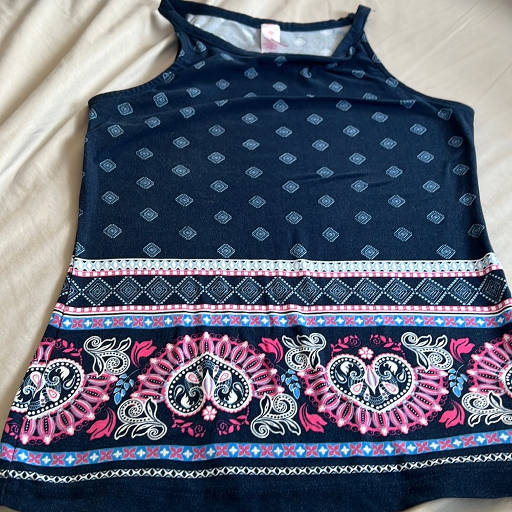 No boundaries Sz Small tank